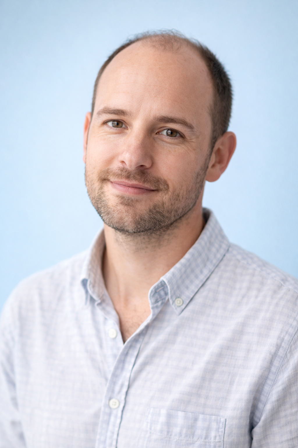 Headshot portrait photography by Kola Photography